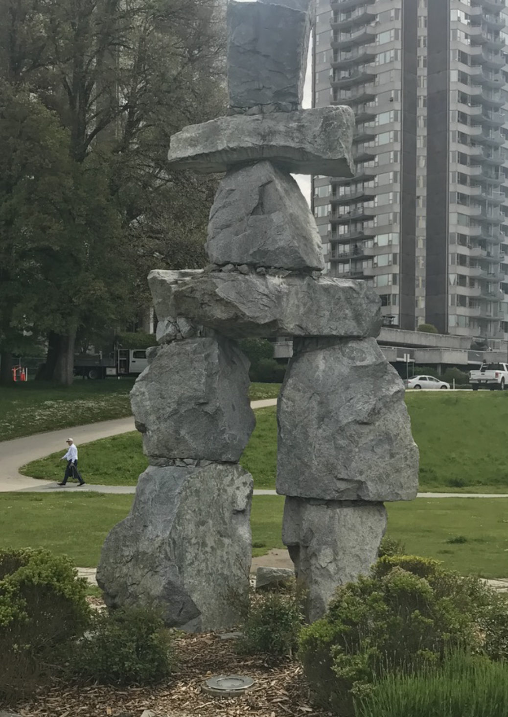 Inukshuk West Face inukshuk-west-face