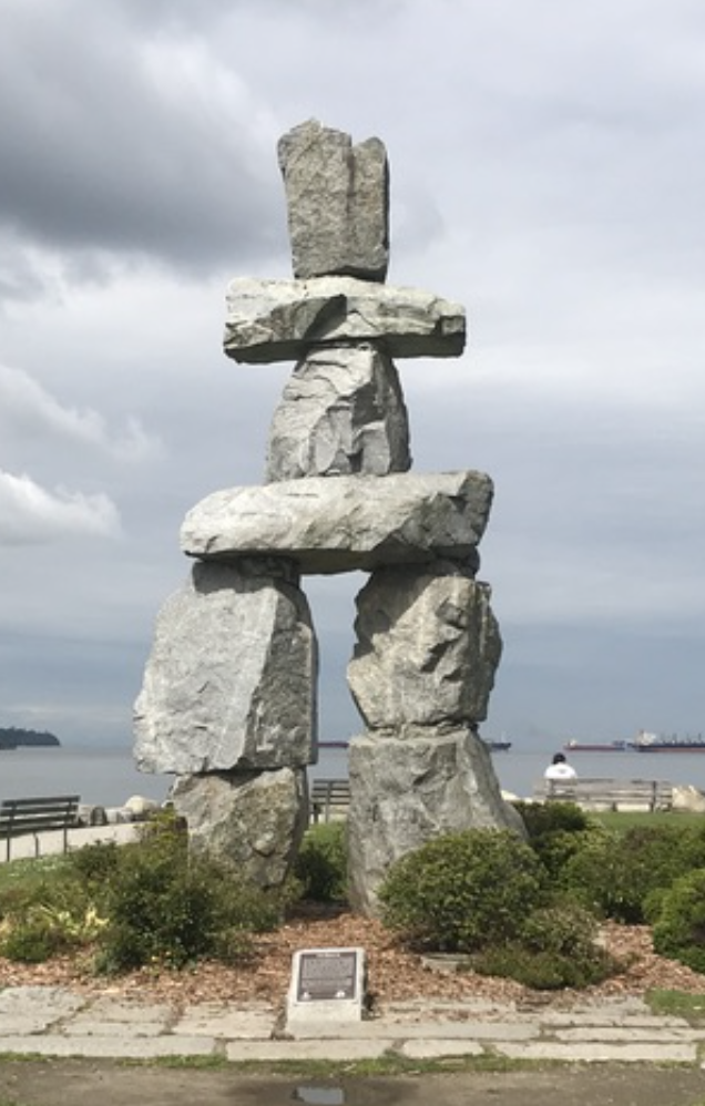 inukshuk-east-face